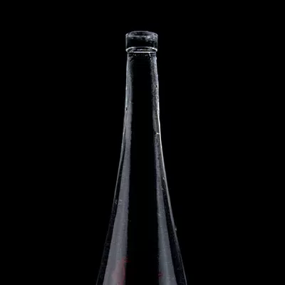 锥形丝网印刷伏特加威士忌玻璃瓶，750毫升，含超级火石玻璃