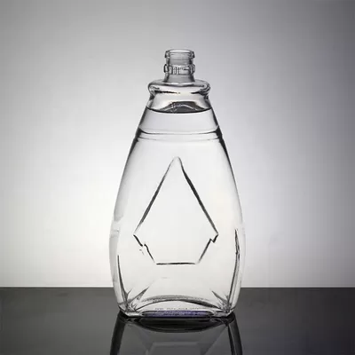 精致香水玻璃瓶 可接受标志，附定制形状空瓶