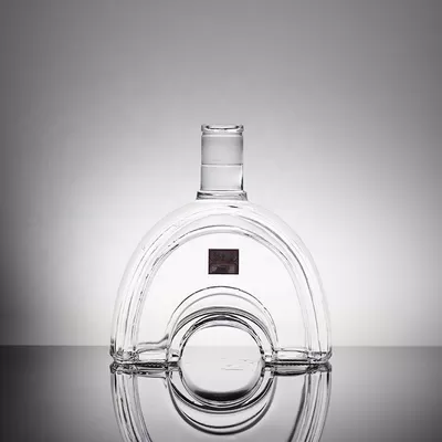 精致香水玻璃瓶 可接受标志，附定制形状空瓶