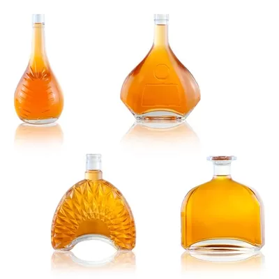 香槟色1升玻璃瓶，带有贴花丝网印刷和软木封口定制选项